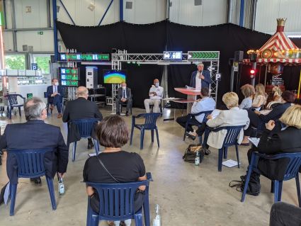 Arbeitsminister Karl-Josef Laumann zu Besuch bei RTB in Bad Lippspringe  © Presse- und Öffentlichkeitsarbeit, Kreis Paderborn, Michaela Pitz